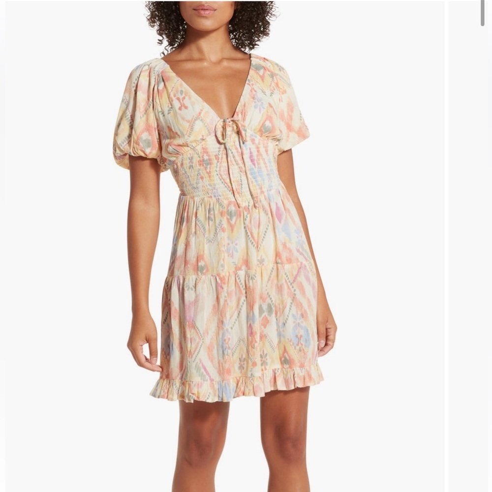 Wishlist floral open back tiered minidress size medium NWOT